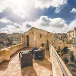 La Casa Di Ele 4* Matera