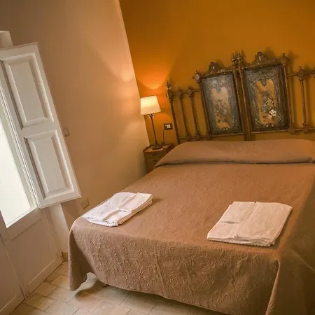 فندق مبيت وإفطار La Casa Di Ele ماتيرا