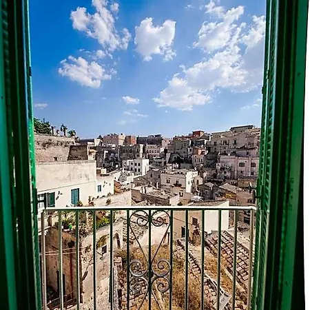 La Casa Di Ele Panzió Matera