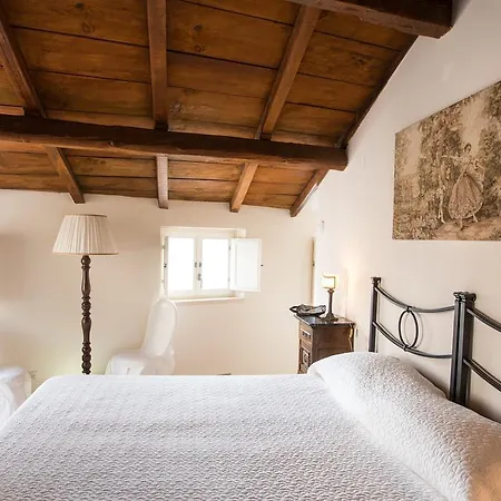 La Casa Di Ele Panzió Matera