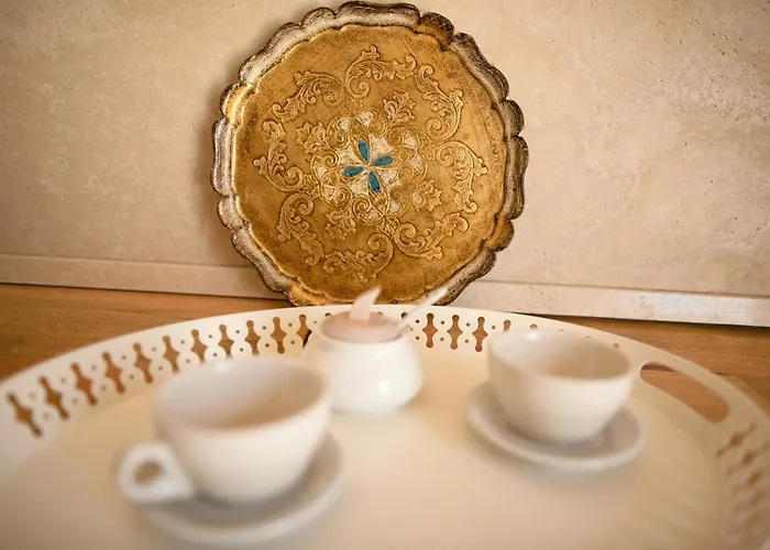 La Casa Di Ele Bed & Breakfast 4*